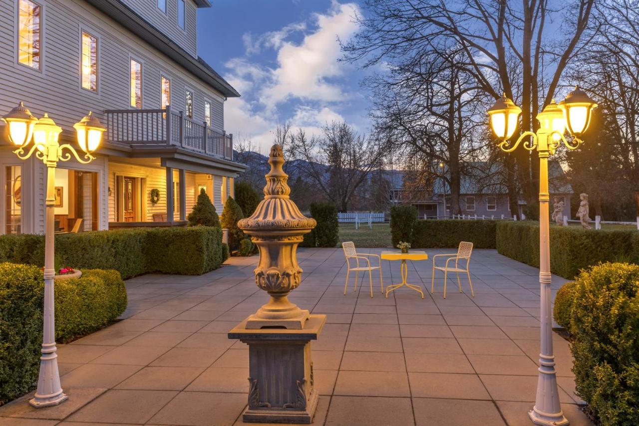 Gardenview Estate Bed And Breakfast Kettle Falls Extérieur photo