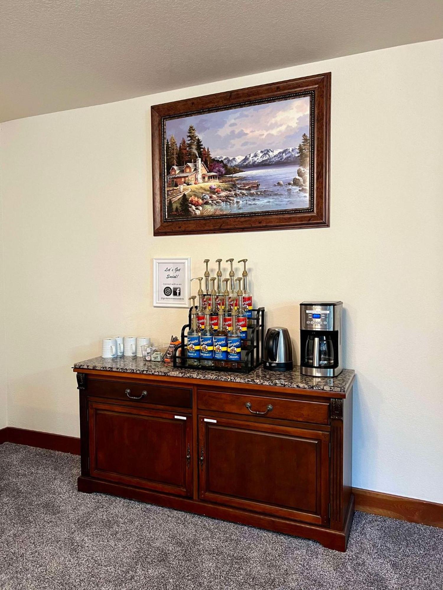 Gardenview Estate Bed And Breakfast Kettle Falls Extérieur photo